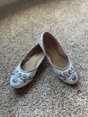 Fuchsia Silver Floral-Embroidered Ballet Flats